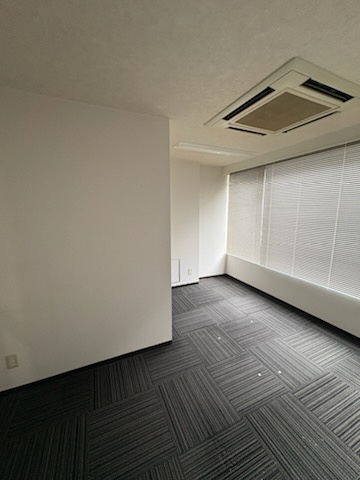 リアライズ南船場ビル7階