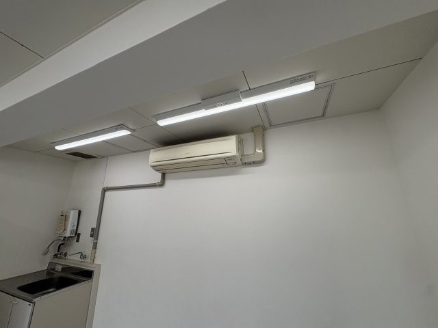 日幸ビルの内装