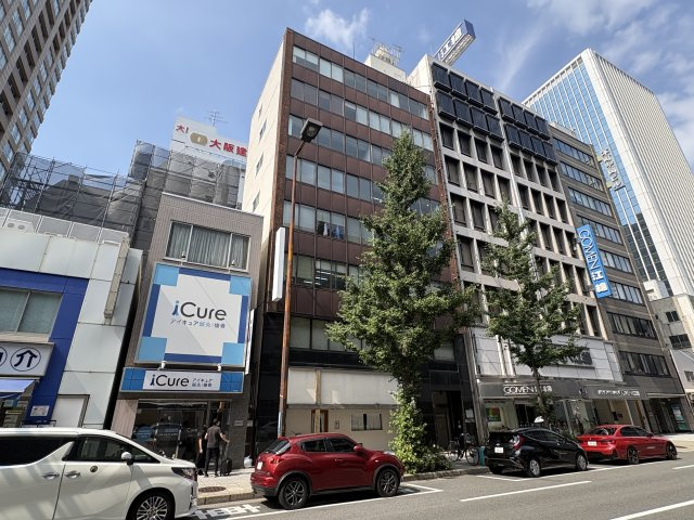 日幸ビルの外観
