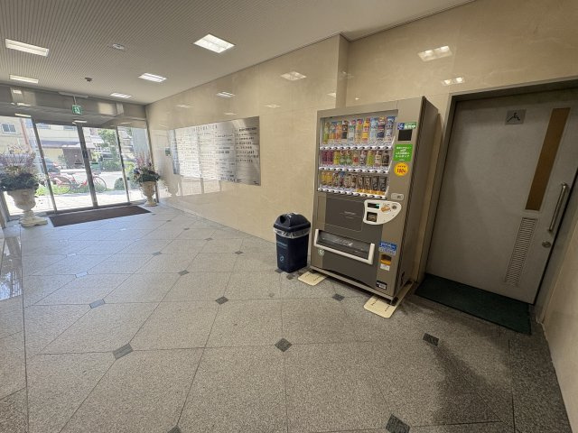 第18松屋ビルのロビー