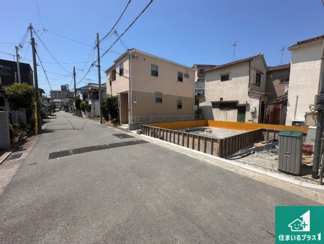 明石市西明石町　第4期　新築一戸建ての前面道路含む現地写真|周辺は落ち着いた街並みの住宅地！子育てがしやすい住環境です！まだ未完成ですが、現地でしかわからない事もございます。是非一度ご覧ください。