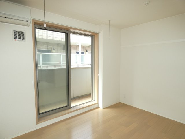 【居間・リビング】 | クレスト三軒茶屋