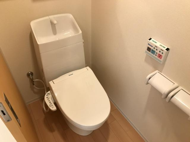 【トイレ】 | 高砂市米田町米田新築アパート | シャワー付トイレ（イメージ）