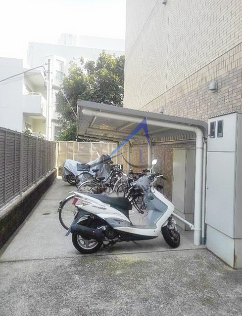 フェリーチェ宮崎台のその他共用部分|駐輪スペースです。