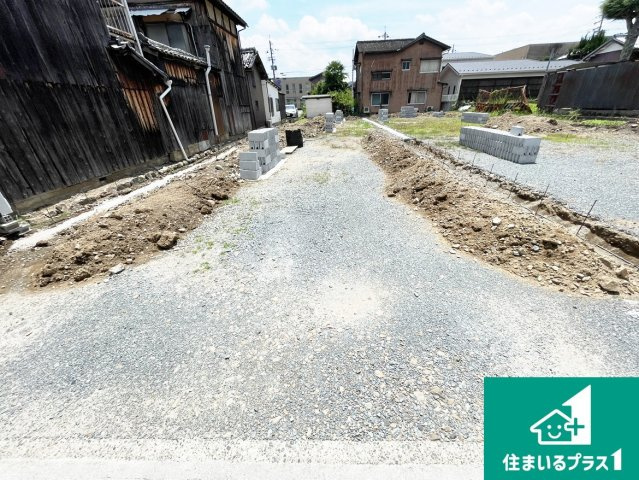 南丹市園部町若松町　新築一戸建ての外観|現在建築中！落ち着いた街並みで新生活を始めることが出来そう！周辺の物件も併せてご紹介させて頂きます！
