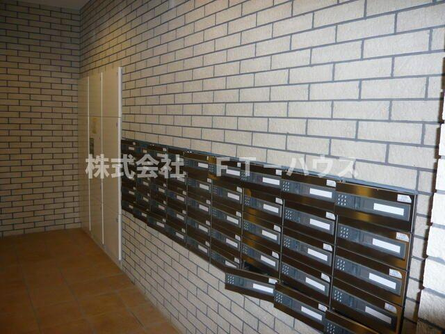 スカイグランデ船橋宮本のエントランス