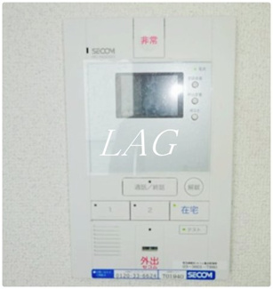 【セキュリティ】 | ララ　フラッツ | モニター付きインターホンです。