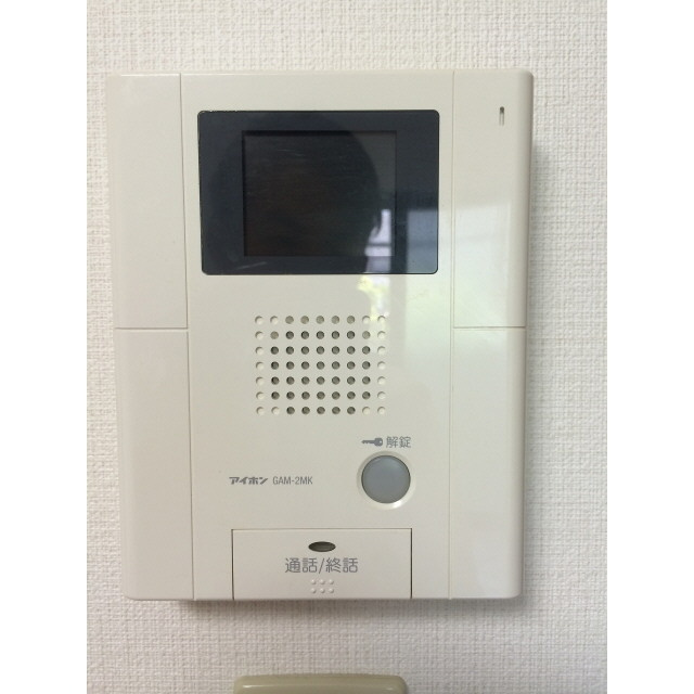アンプルールフェール梓のセキュリティ|モニタ付きインターホンで安心♪