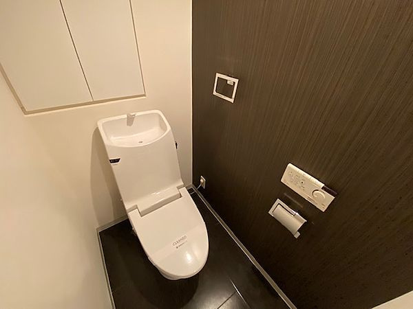コンフォリア新川のトイレ