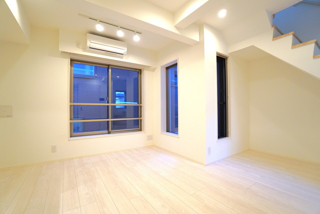 ＡＧＲＡＴＩＯ　ＴＥＲＲＡＣＥ　恵比寿（アグレシオ　テラス　恵比寿）の居間・リビング|※写真は同タイプ住戸です。