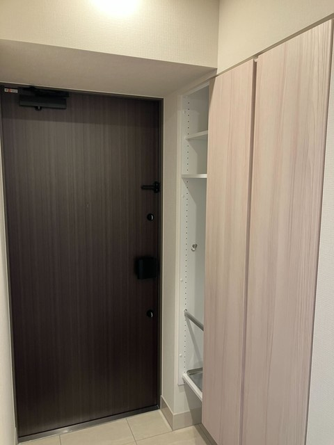 イノバスすみだ八広の玄関|※写真は同タイプ住戸です。