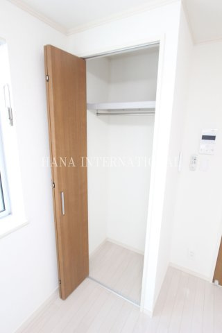 リブ三軒茶屋の収納
