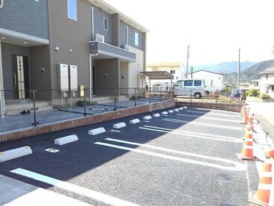 【駐車場】 | モダンリバース