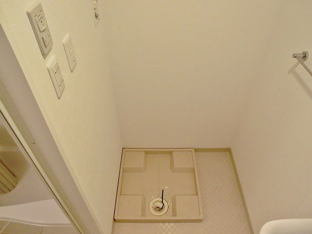 シャローム南小岩のその他|洗濯機置場です。