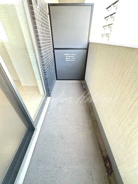 イアース横濱関内のバルコニー