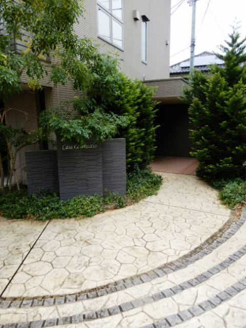 カーサ カテナチオのエントランス