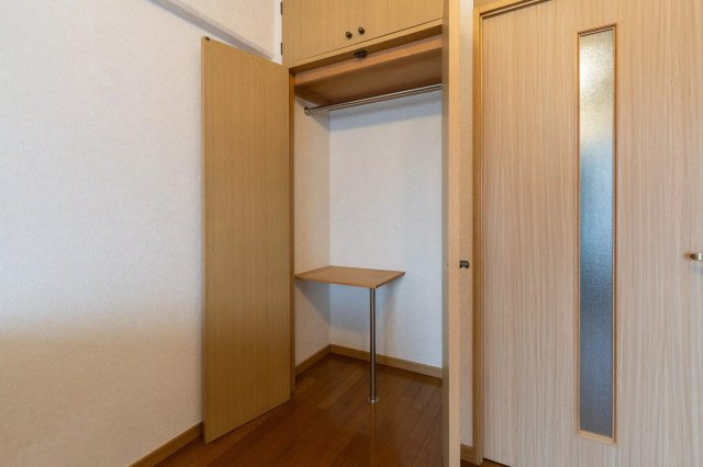 AP1308 ダイナコートエスタディオレシェンテ 908の収納|




