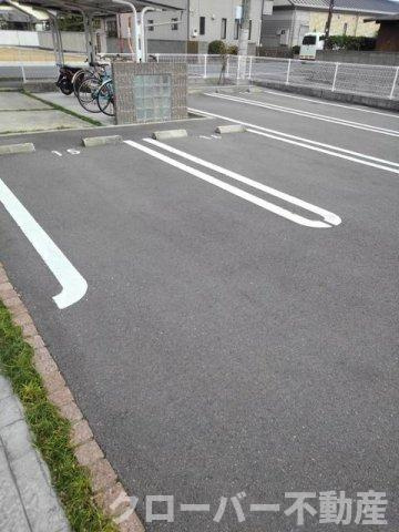 アヴェニール　Ａの駐車場
