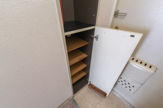 AP1289 ラ・レジダンス・ド・高取 501の玄関|




