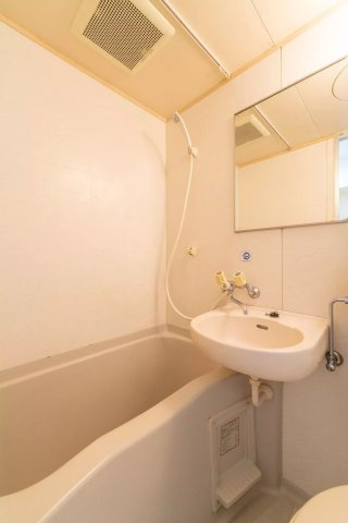 AP1157 ラ・レジダンス・ド・福岡県庁前 916の浴室|




