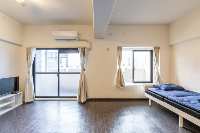 AP1005 メゾン・ド・メナージュ 710の洋室|




