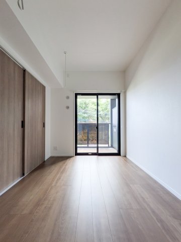 那珂川ヒルズの洋室|明るい洋室です