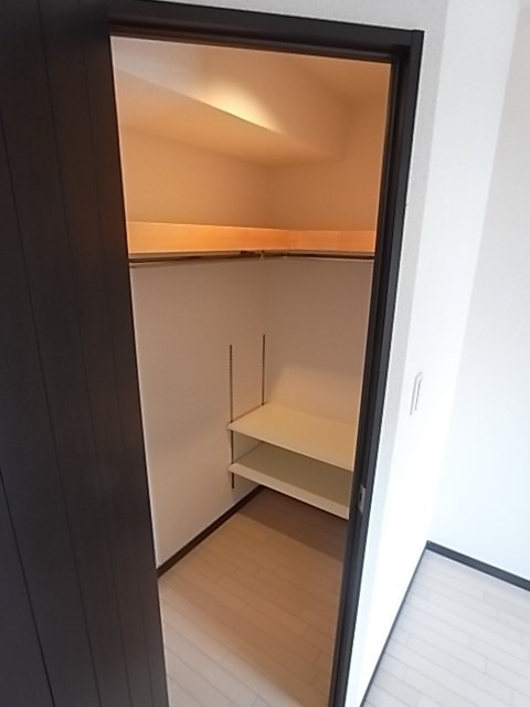 エステムプラザ神戸元町海岸通の収納
