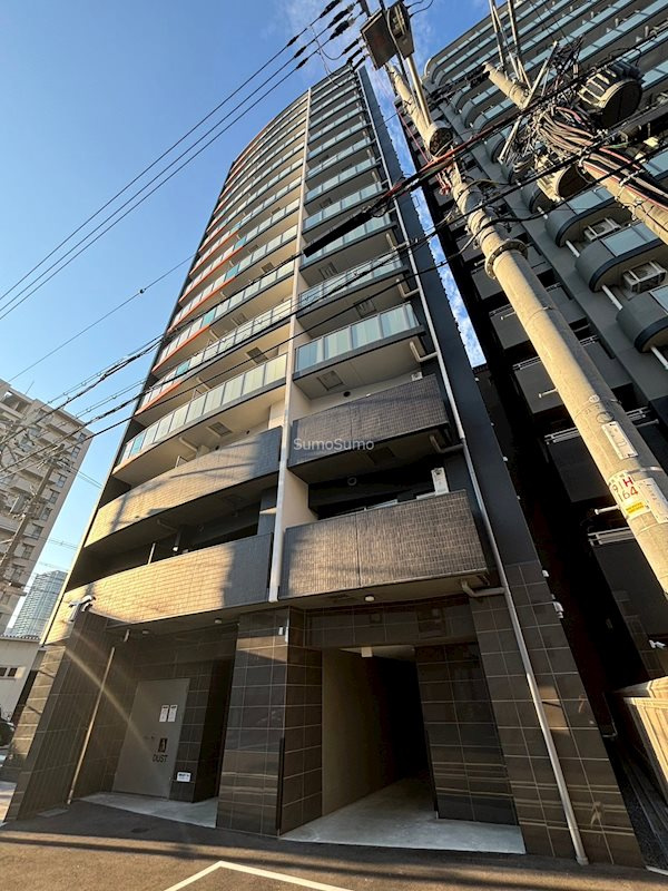 大阪市浪速区桜川１丁目の賃貸マンションの外観