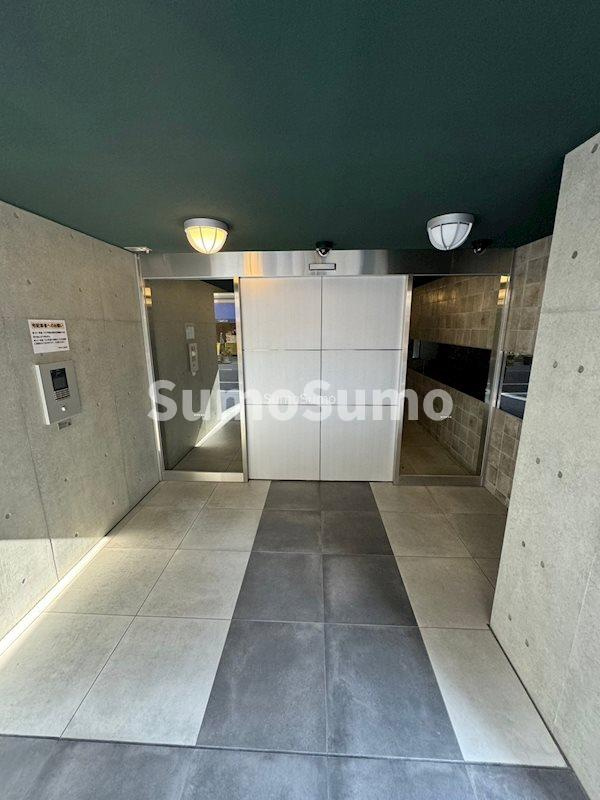 大阪市西区西本町１丁目の賃貸マンションの外観