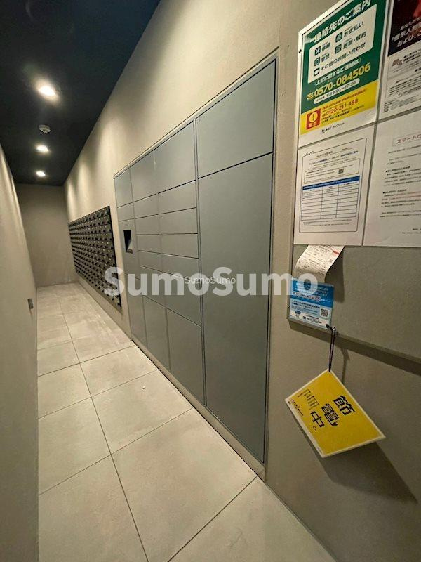 大阪市西区西本町１丁目の賃貸マンションの外観