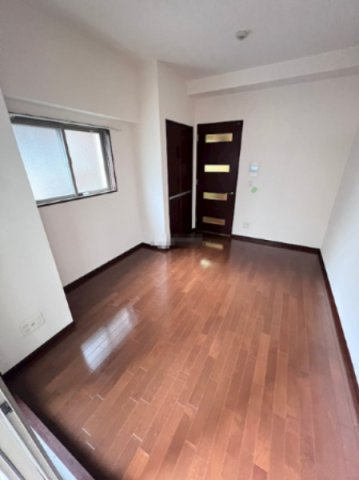 大阪市西区京町堀２丁目の賃貸マンションの居間・リビング