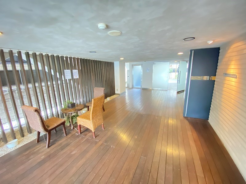 プライムアーバン三軒茶屋のロビー