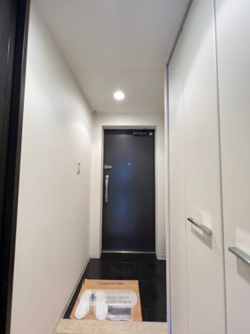 大阪市中央区上町の賃貸マンションの玄関