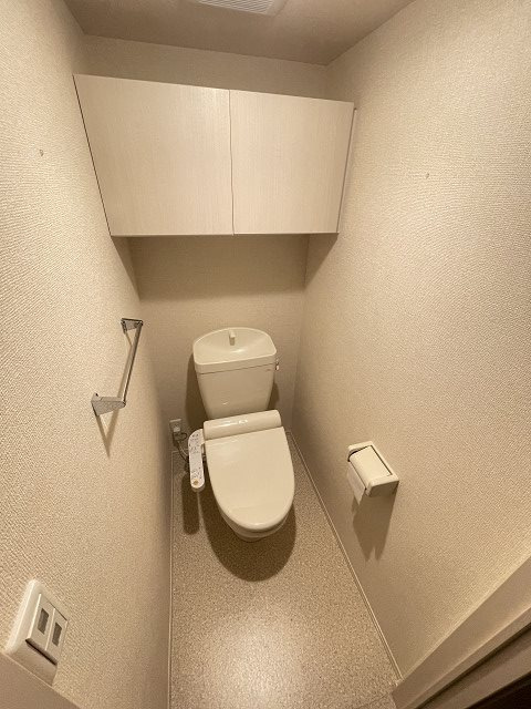 レ・セーナ甲東園のトイレ