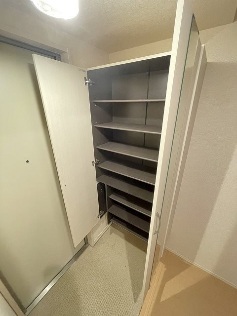 レ・セーナ甲東園の収納
