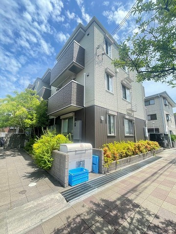 レ・セーナ甲東園の外観