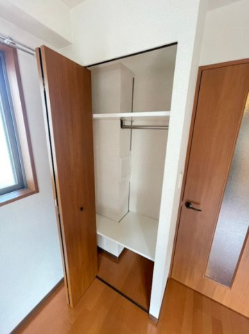 大阪市中央区内淡路町１丁目の賃貸マンションの収納