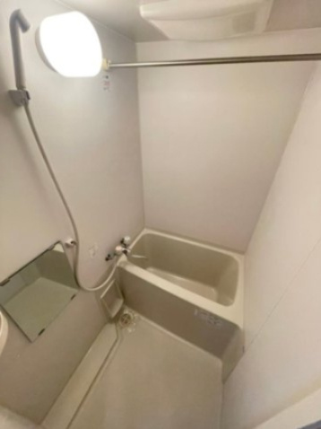大阪市中央区内淡路町１丁目の賃貸マンションの浴室