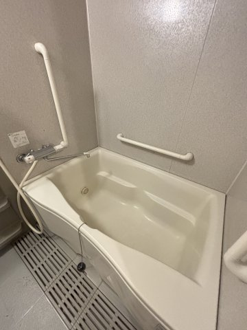 高口箔屋ビルの浴室