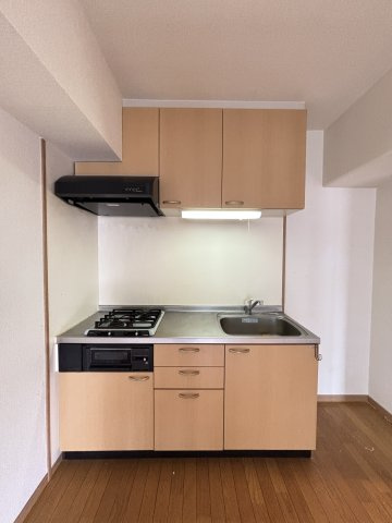 高口箔屋ビルのキッチン