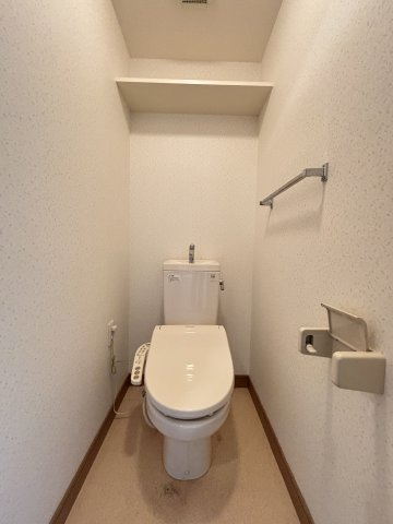 高口箔屋ビルのトイレ