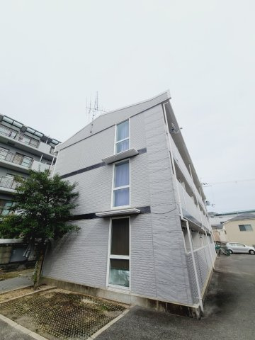レオパレスクレスト の外観