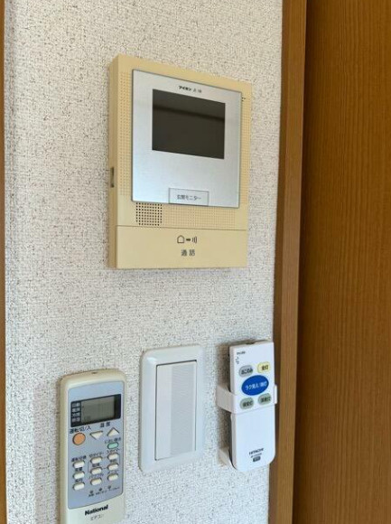 府中市幸町１丁目のアパートのセキュリティ