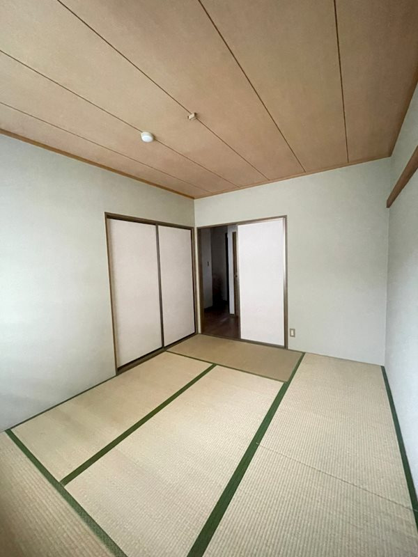 ハイツ平成の和室