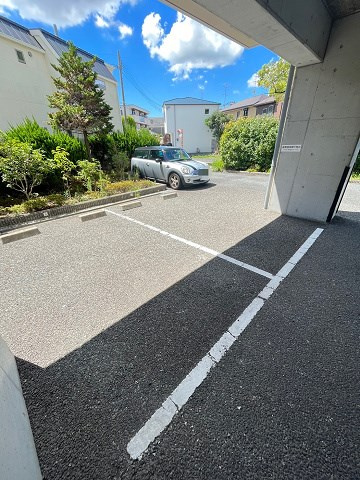 CASONAの駐車場