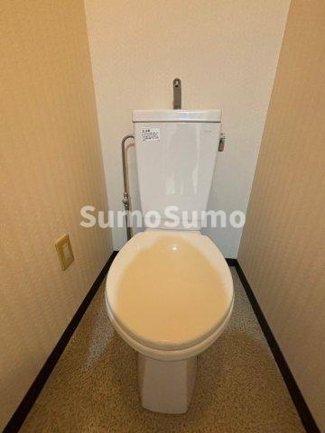 大阪市西区北堀江２丁目の賃貸マンションのトイレ
