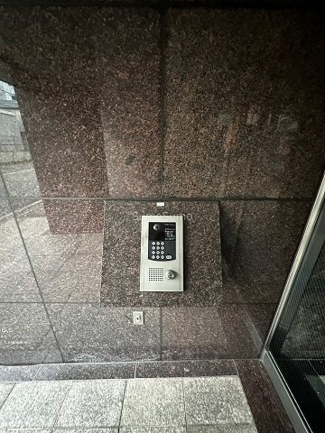 パレーシャル難波の外観
