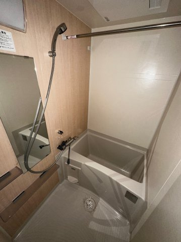 大阪市浪速区日本橋東３丁目の賃貸マンションの浴室