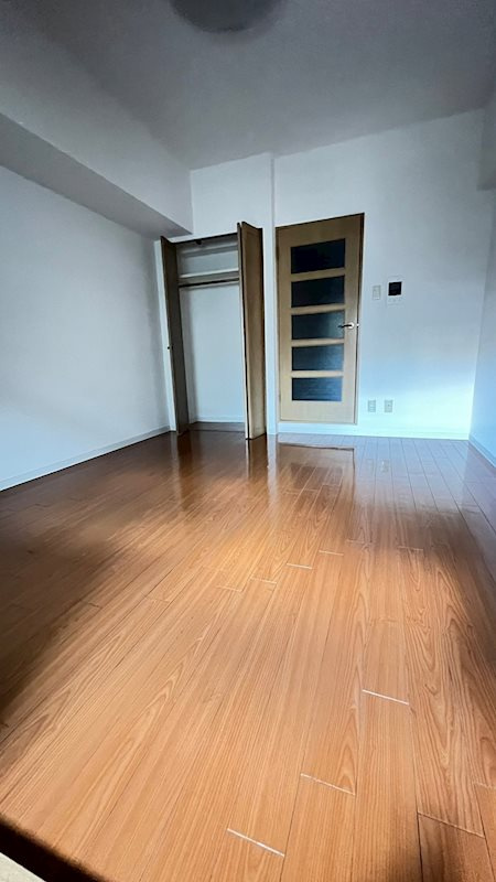 神戸市中央区旭通３丁目の賃貸マンションの居間・リビング