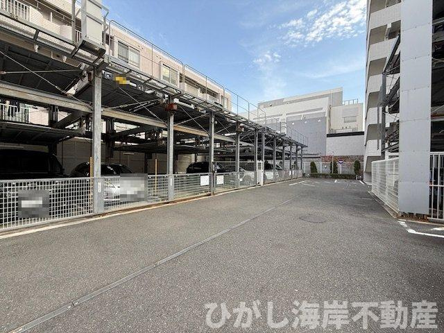 リストレジデンス茅ヶ崎海岸の駐車場|敷地内駐車場